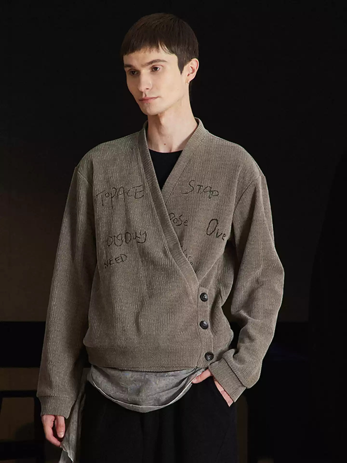 Stripe Embroidery Button Desig - Mens Fashion Top recensione e prezzo
