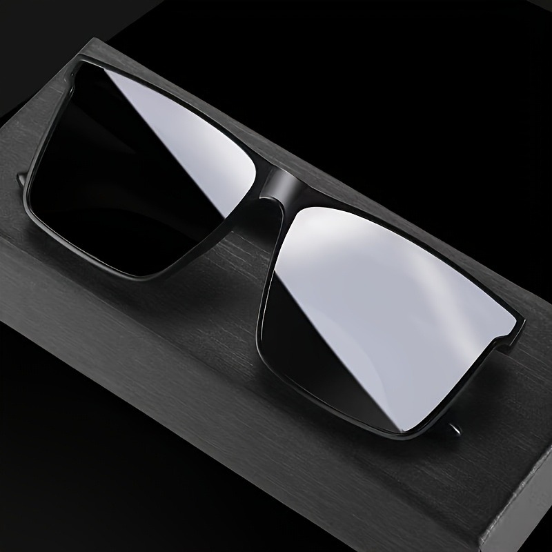 Simple Black Square Fashion Gl - Men Fashion Photography recensione e prezzo